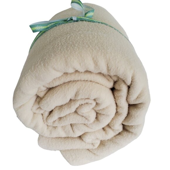 Vintage 100% Acrylic Blanket Full Double Satin Trim 85" x 87" White Ivory Soft - Picture 6 of 8